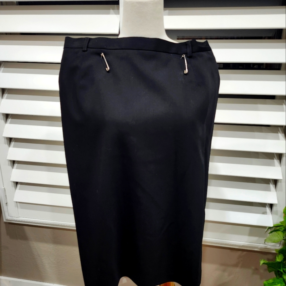 Escada Classic Black Pencil Skirt 44, Size 12 US